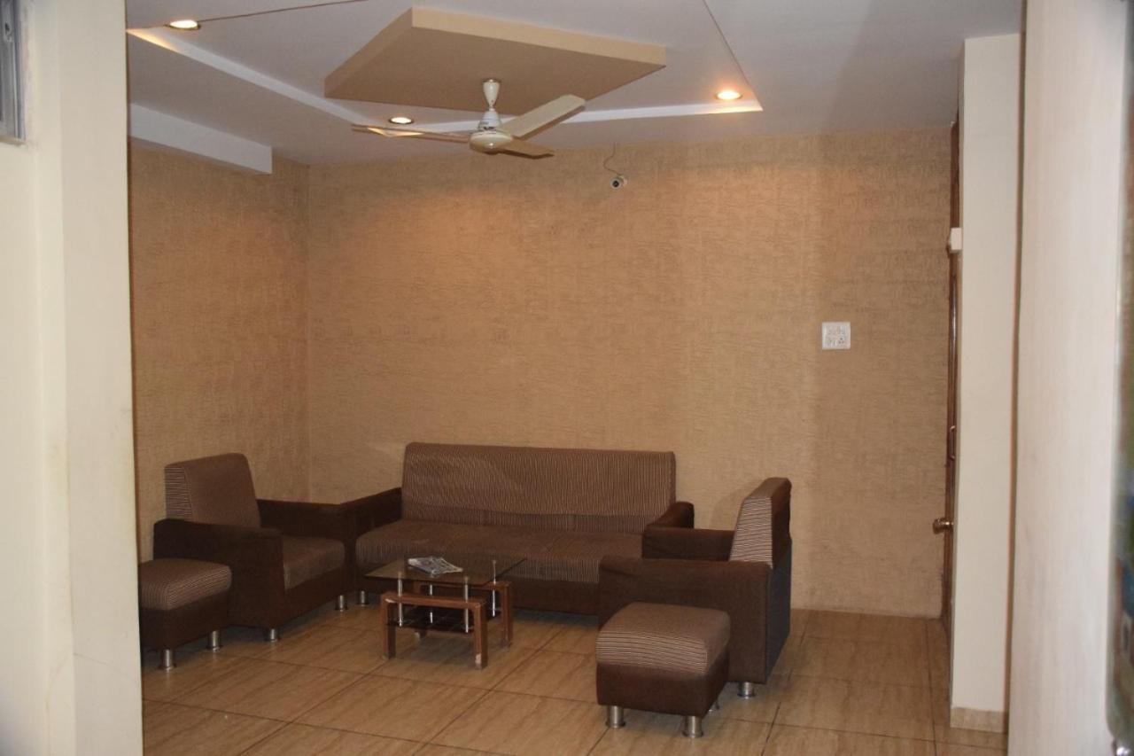 Hotel Uma Executive Lodging Nanded Luaran gambar